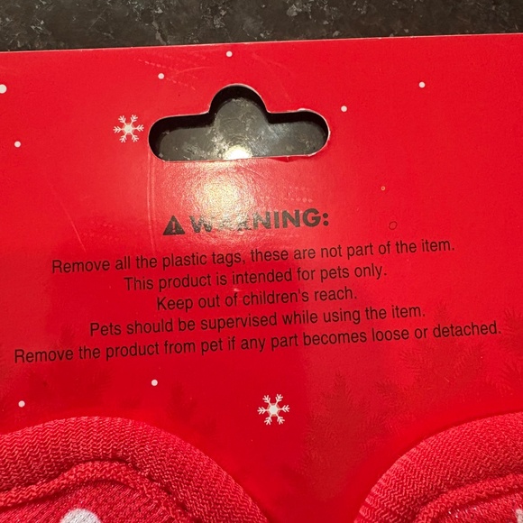 NWT - WINTER SNOWFLAKE - BRIGHT RED - WARM PET HARNESS - Picture 8 of 11
